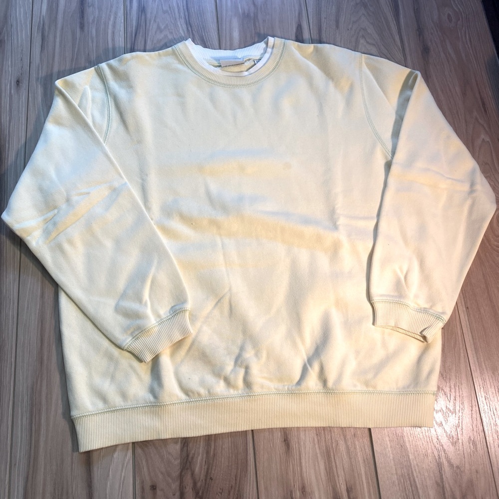 CLASSIC ELEMENTS- Cream Crewneck Sweatshirt